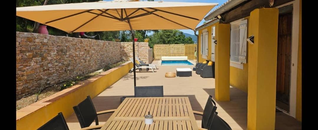 Magnifique Villa Avec Piscine, Sauna Et Hammam La Crau Buitenkant foto